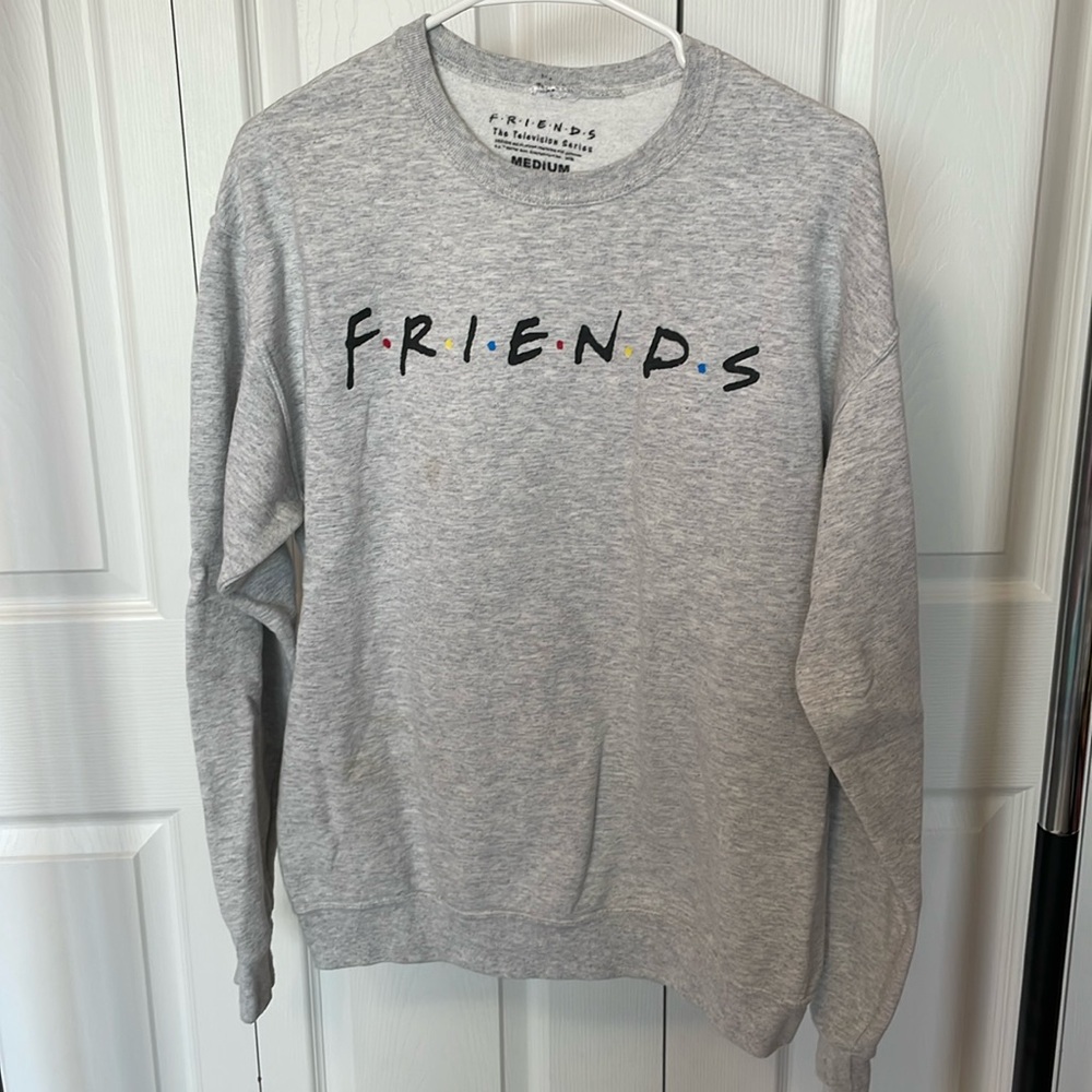 FRIENDS Crewneck in Heather Grey Size Medium
